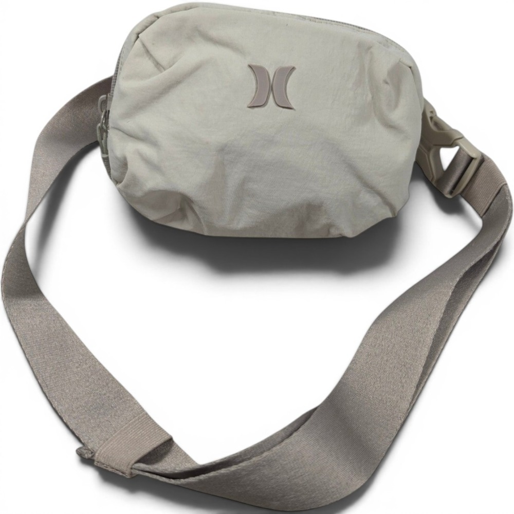 Hurley Travel Belt Bag Crossbody Fanny Pack Cream Unisex One Size Hurley